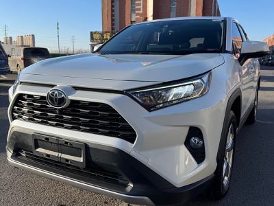 2021年1月 豐田 RAV4榮放 2.0L CVT兩驅(qū)風(fēng)尚PLUS版圖片