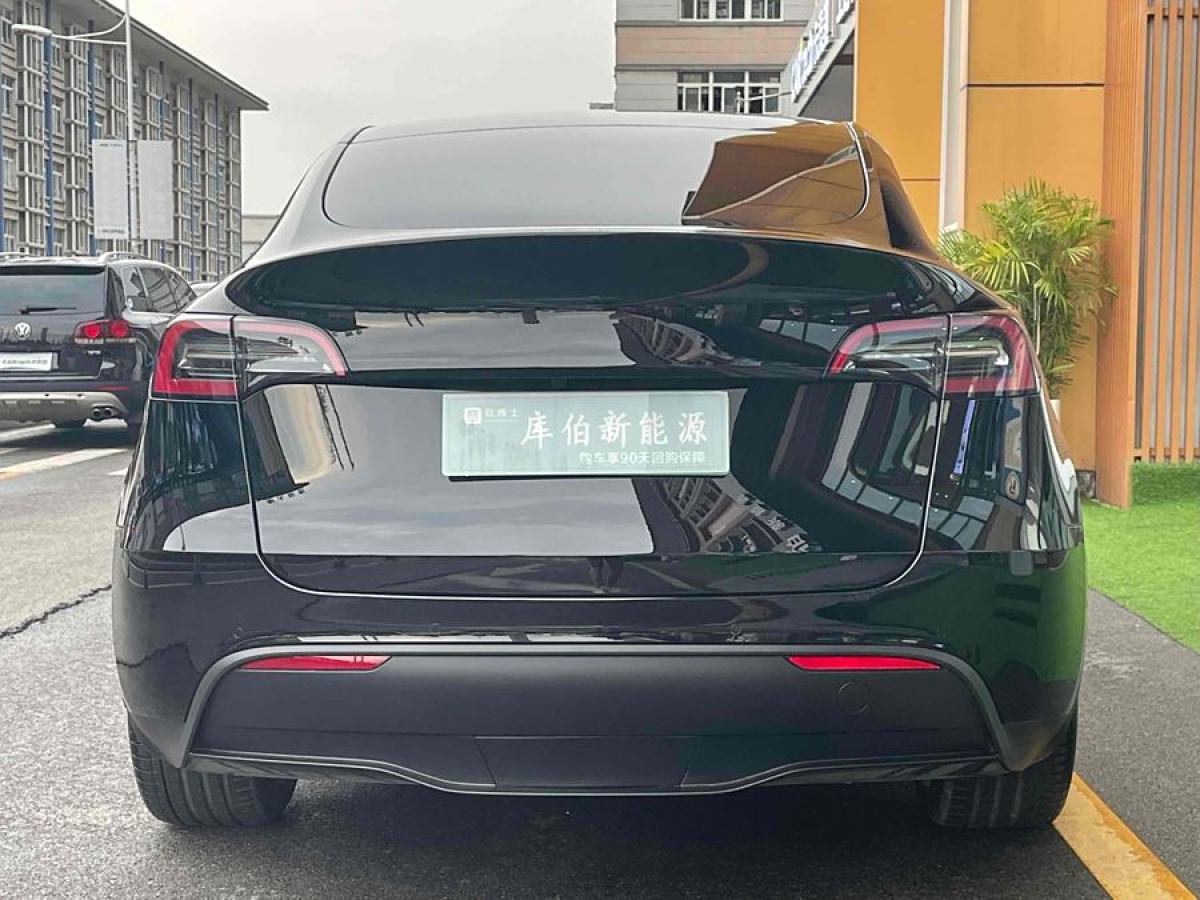 特斯拉 Model Y  2022款 后輪驅(qū)動版圖片