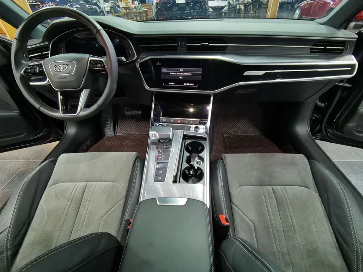 奧迪 奧迪A6L  2022款 40 TFSI 豪華動(dòng)感型圖片