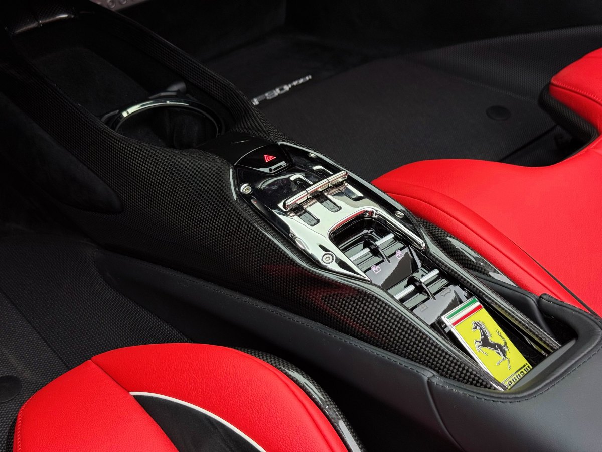 法拉利 SF90 Stradale  2021款 3.9T V8 Spider圖片
