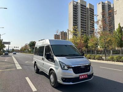 2022年8月 福特 新世代全順 2.2T自動(dòng)物流車Pro短軸6座中頂國(guó)VI圖片