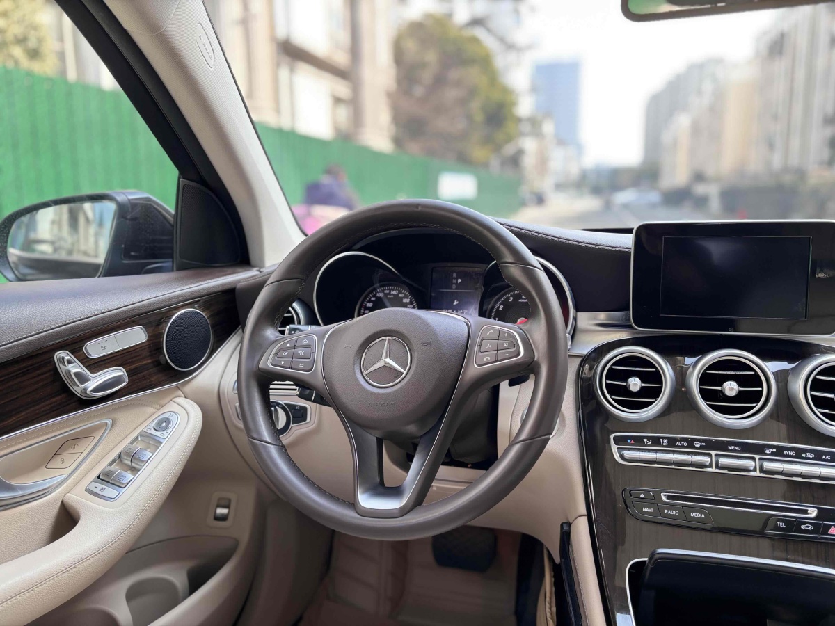 奔馳 奔馳GLC  2017款 GLC 260 4MATIC 動感型圖片