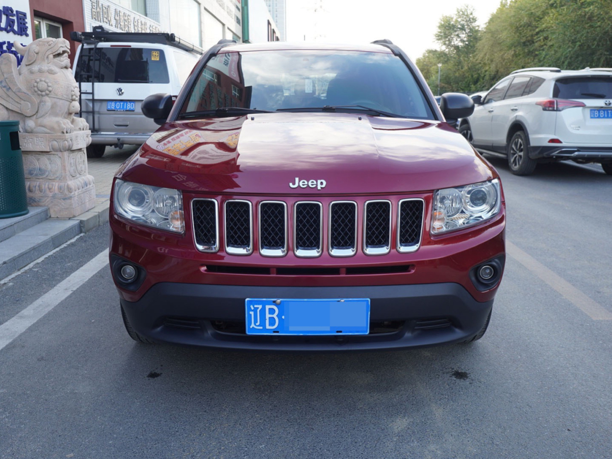 2012年11月Jeep 指南者  2013款 2.0L 兩驅豪華版