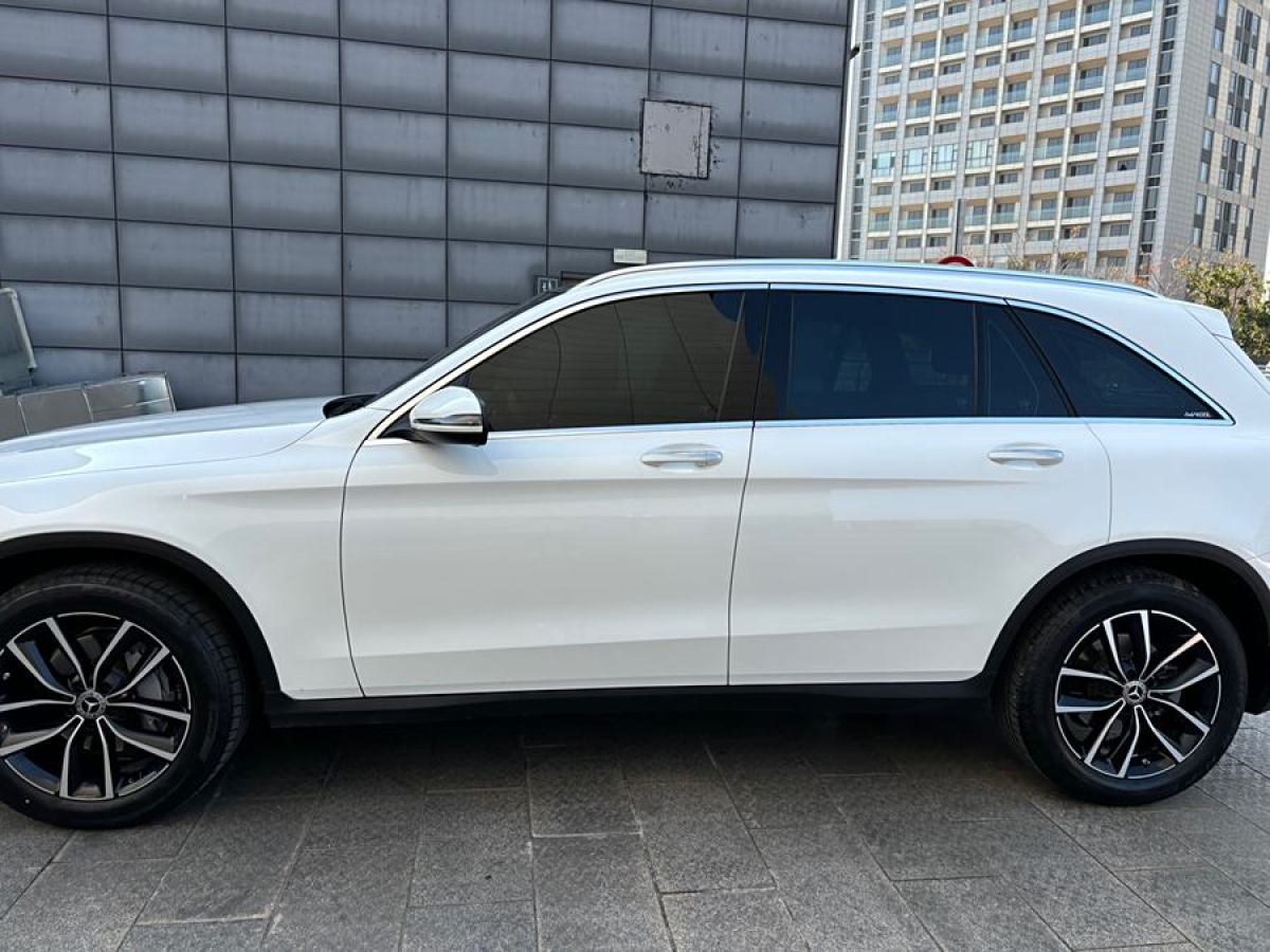 奔馳 奔馳GLC  2018款 改款 GLC 260 4MATIC 豪華型圖片