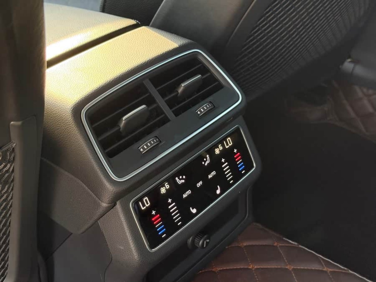 奧迪 奧迪A6L  2021款 40 TFSI 豪華致雅型圖片