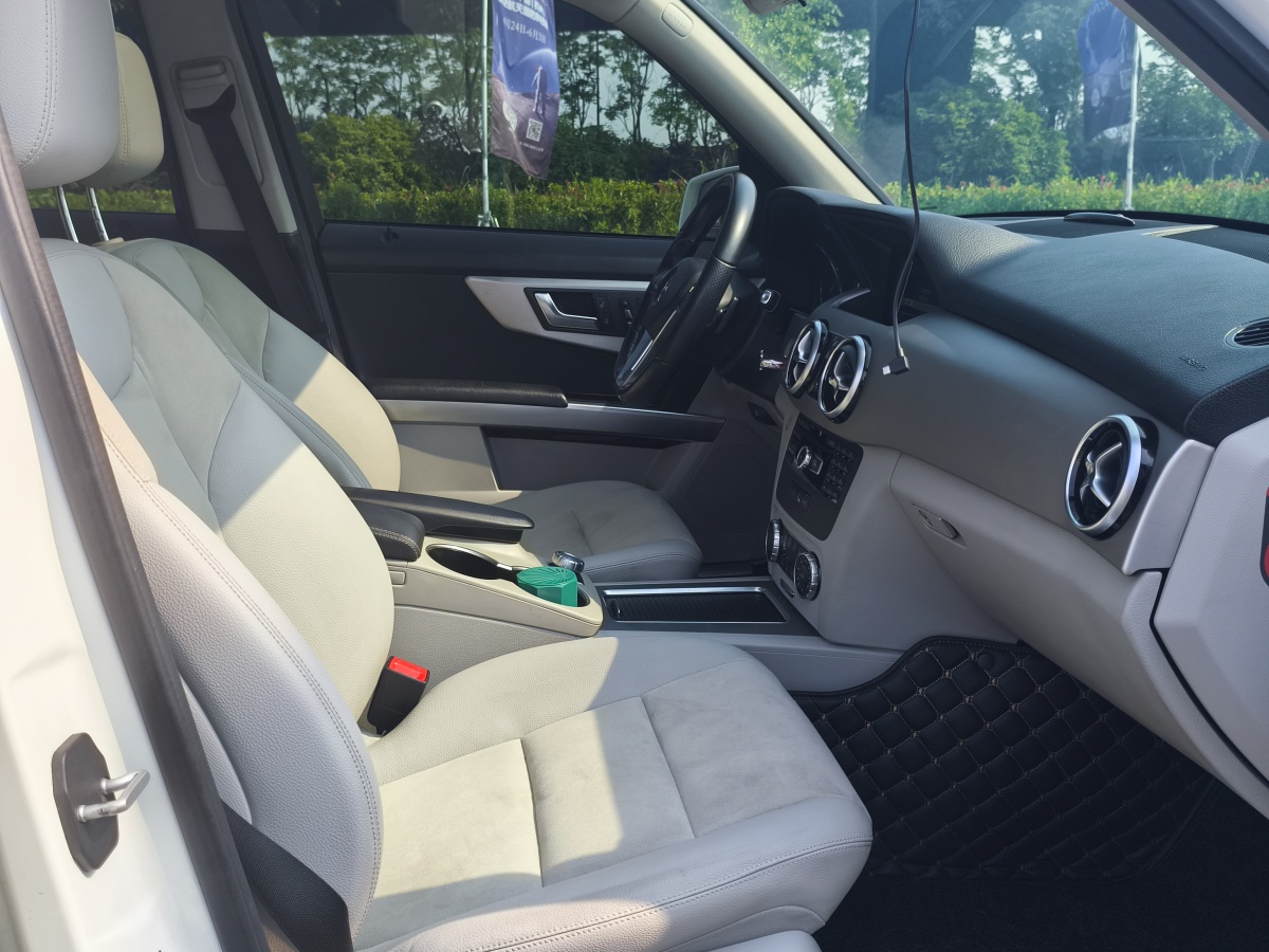 奔馳 奔馳GLK級  2015款 GLK 260 4MATIC 動感型 極致版圖片