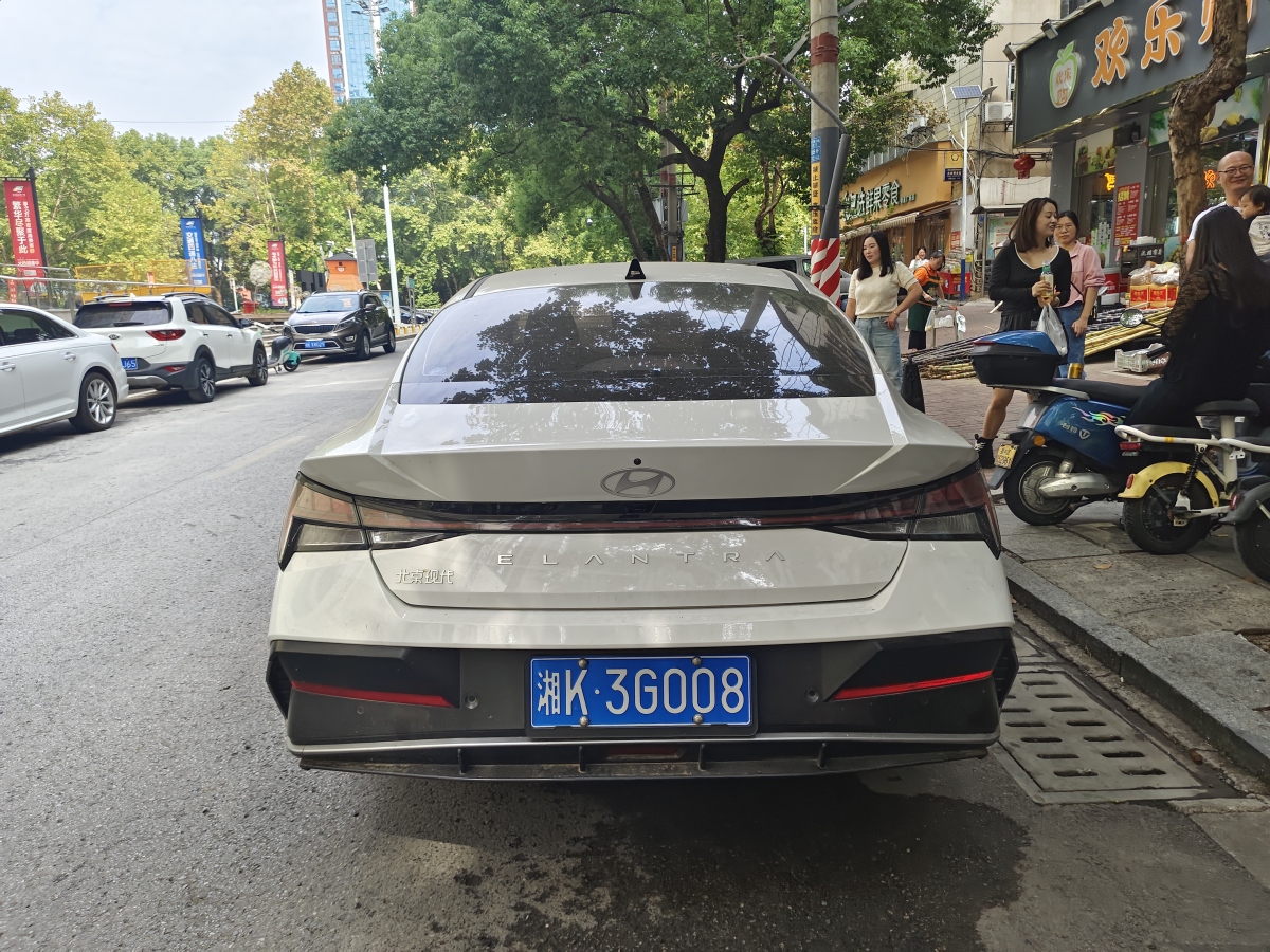 現(xiàn)代 伊蘭特  2023款 240TGDi DCT N Line LUX尊貴版圖片