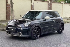 MINI MINI 改款 2.0T COOPER S 艺术家