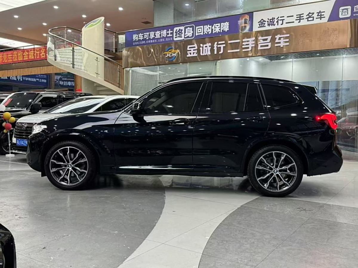 寶馬 寶馬X3  2023款 改款 xDrive30i 領(lǐng)先型 M曜夜套裝圖片