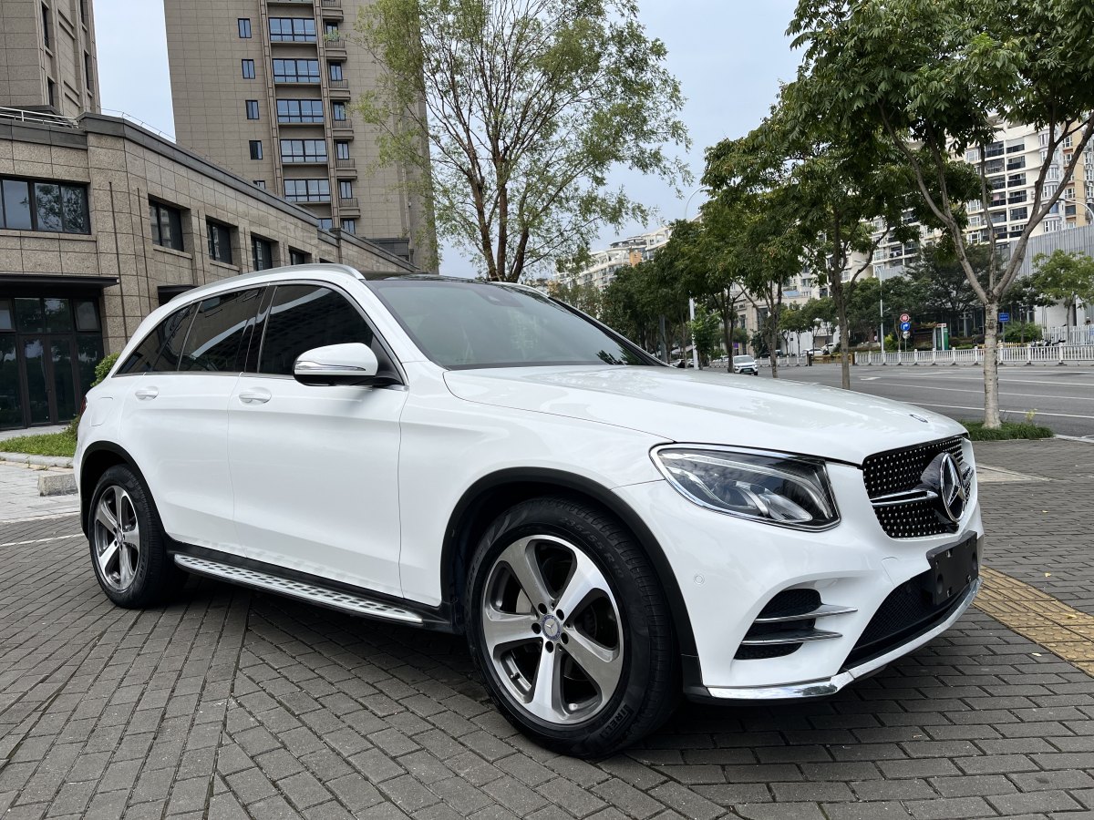 2017年8月奔馳 奔馳GLC  2017款 GLC 260 4MATIC 豪華型