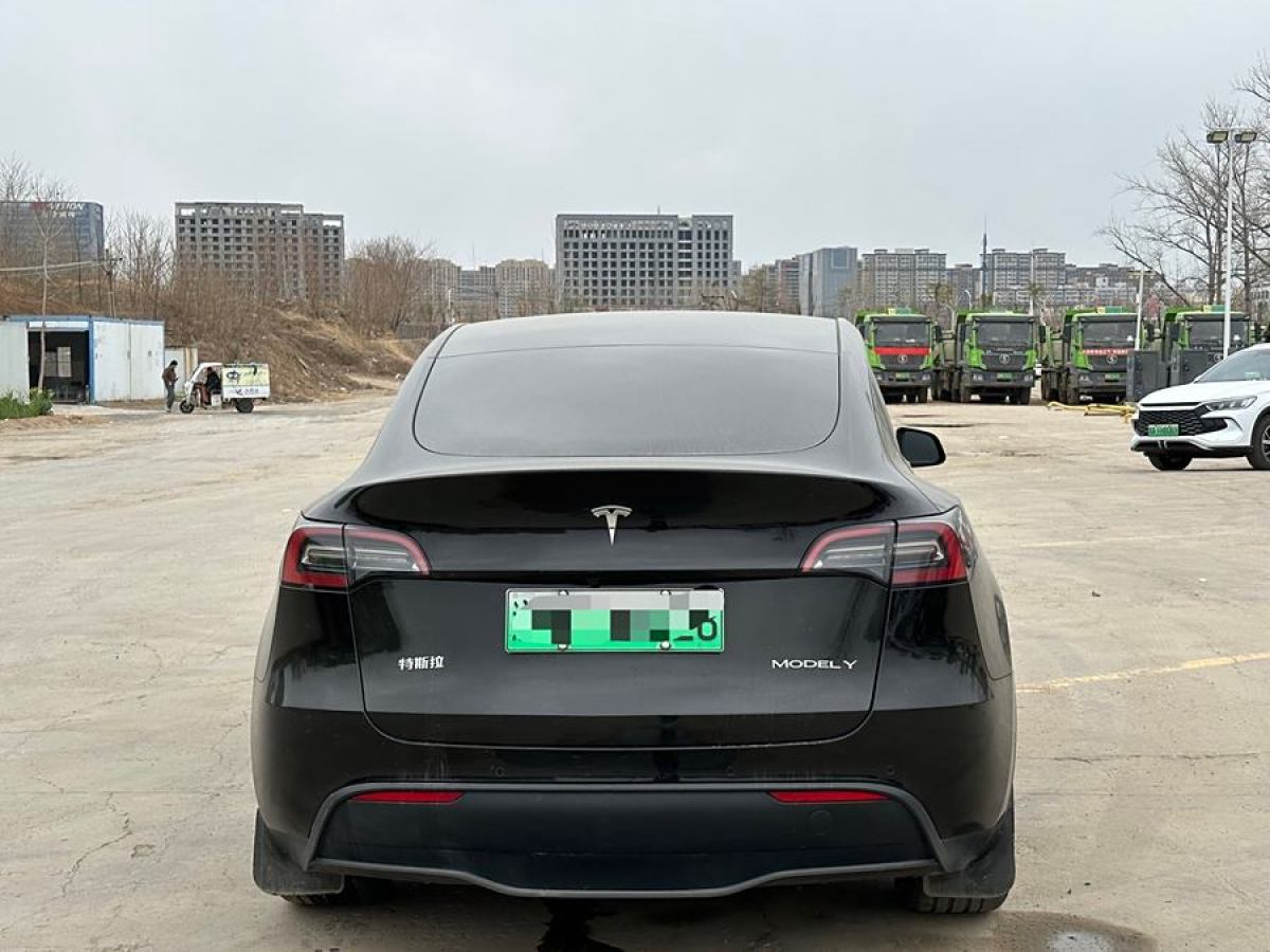 特斯拉 Model 3  2023款 長續(xù)航煥新版 雙電機(jī)全輪驅(qū)動(dòng)圖片