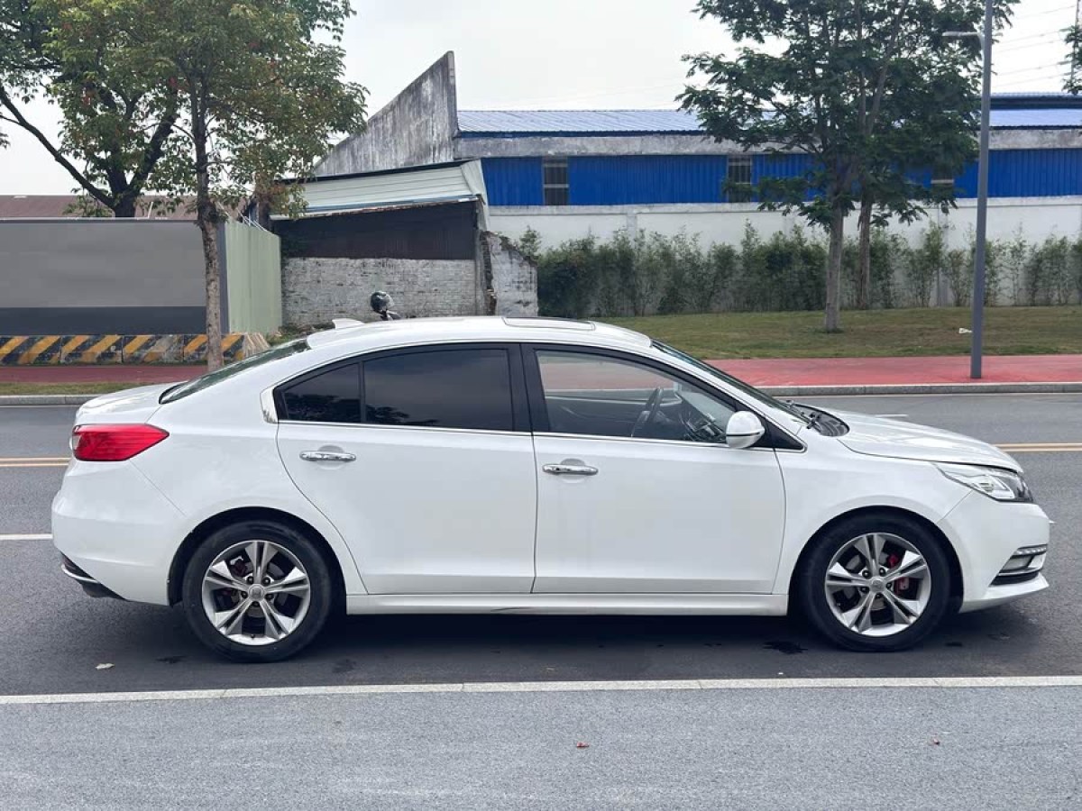 眾泰 Z500  2016款 1.5T CVT尊貴型圖片