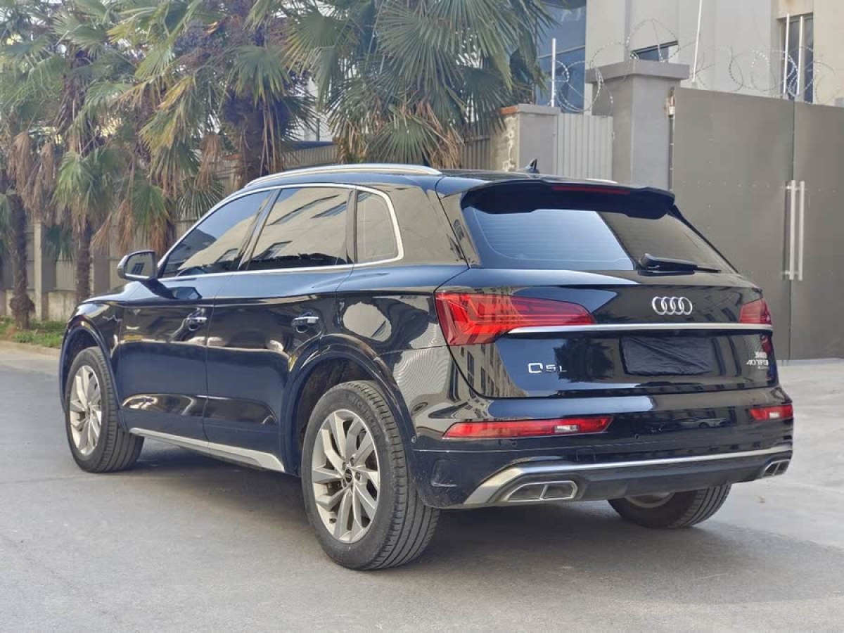 奧迪 奧迪Q5L  2021款 40 TFSI 豪華動(dòng)感型圖片
