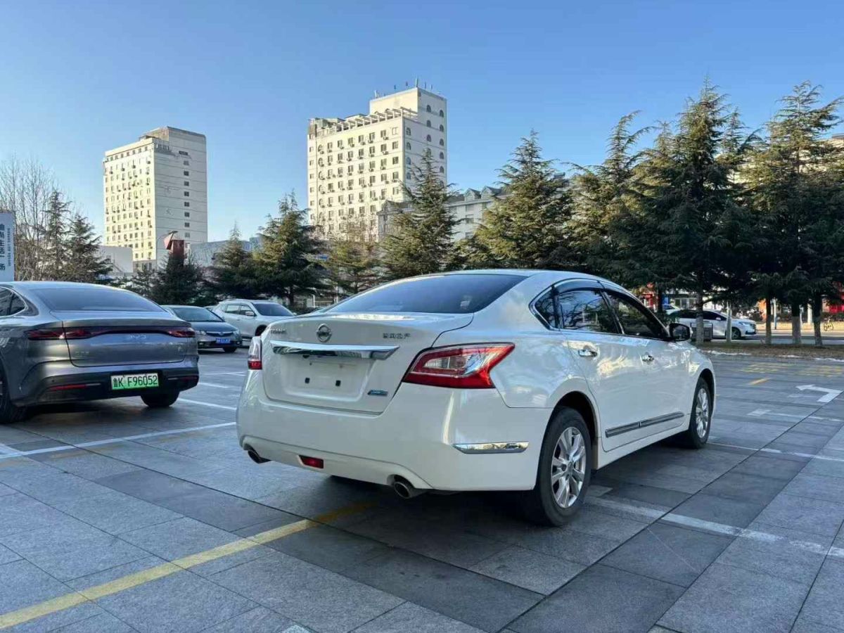 日產(chǎn) 天籟  2013款 2.0L XE時(shí)尚版圖片