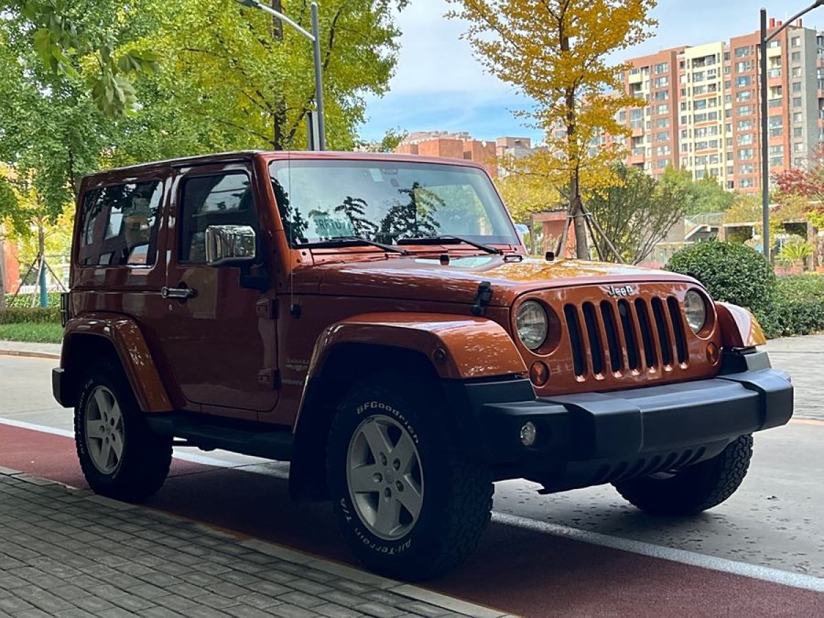 Jeep 牧馬人  2011款 3.8L Sahara 兩門版圖片