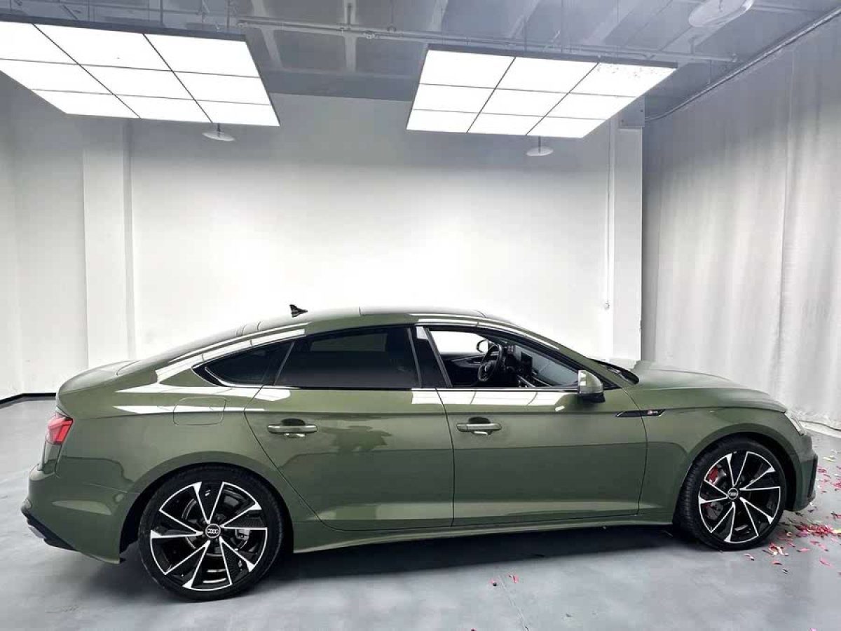 奧迪 奧迪A5  2023款 Sportback 40 TFSI 時(shí)尚動(dòng)感型圖片