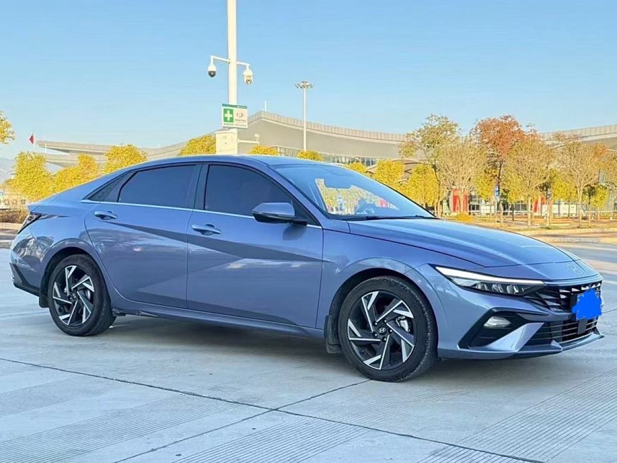 現(xiàn)代 伊蘭特  2023款 1.5L CVT GLX精英版圖片