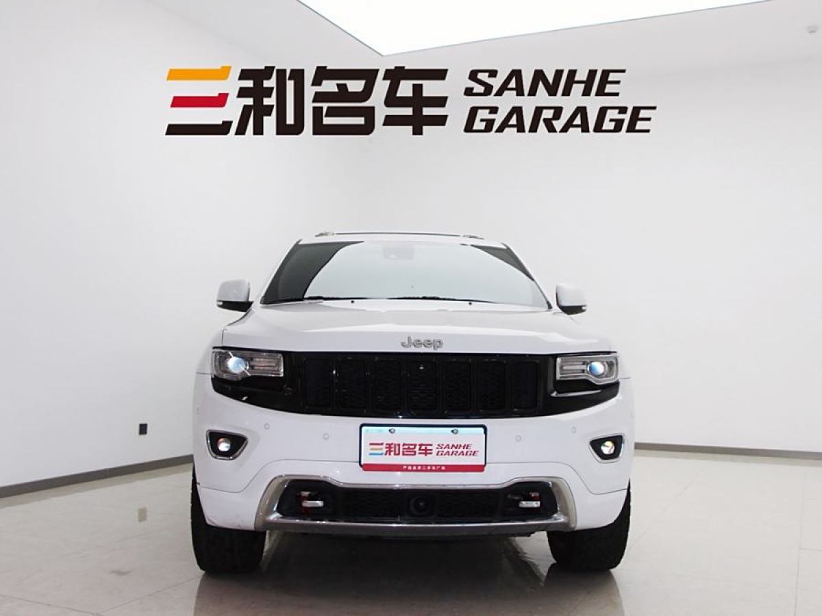 2017年7月Jeep 大切諾基  2015款 3.6L 豪華導(dǎo)航版