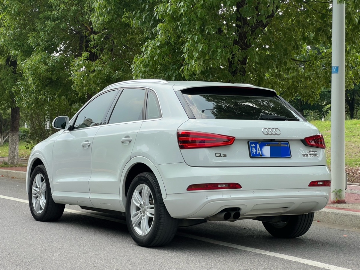 奧迪 奧迪Q3  2015款 35 TFSI 百萬(wàn)紀(jì)念舒享型圖片