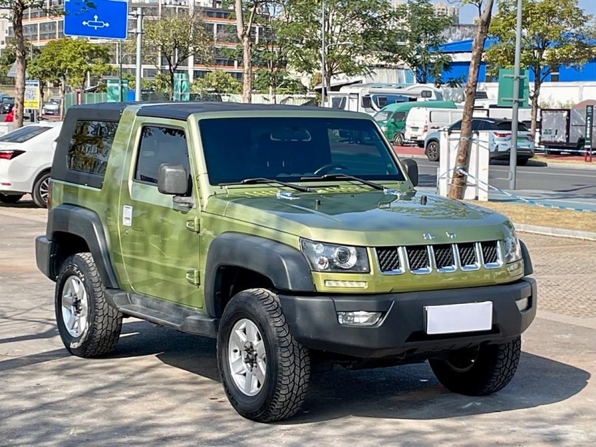 北京 BJ40  2014款 2.4L 手動拓疆版圖片