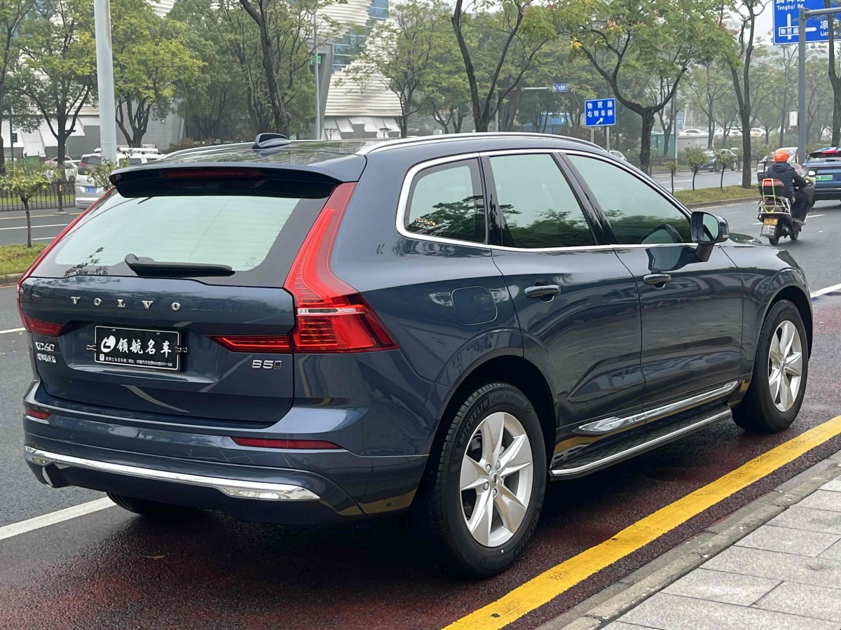 沃爾沃 XC60  2022款 B5 四驅(qū)智逸豪華版圖片