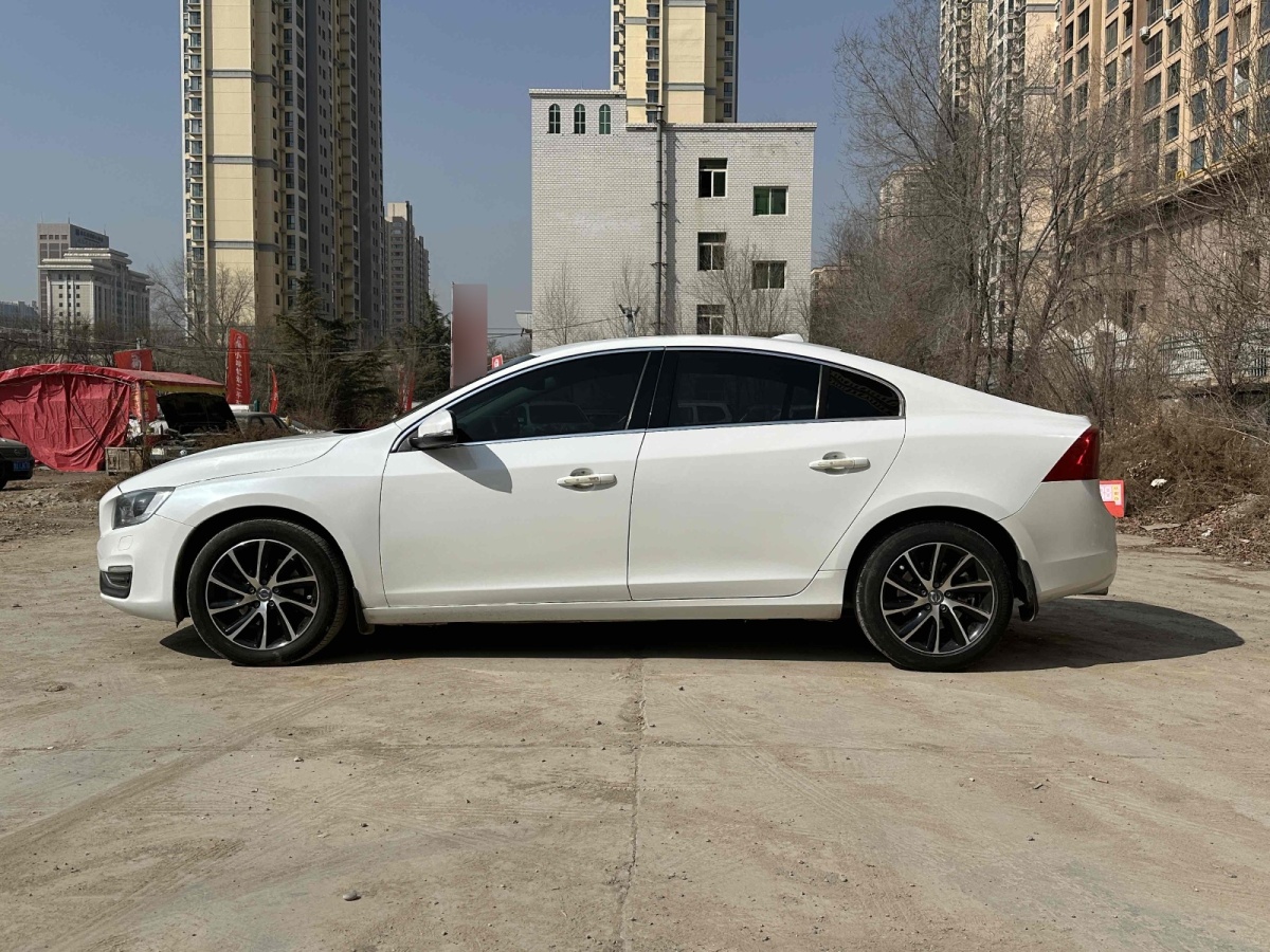 沃爾沃 S60L  2016款 T4 智遠(yuǎn)版圖片