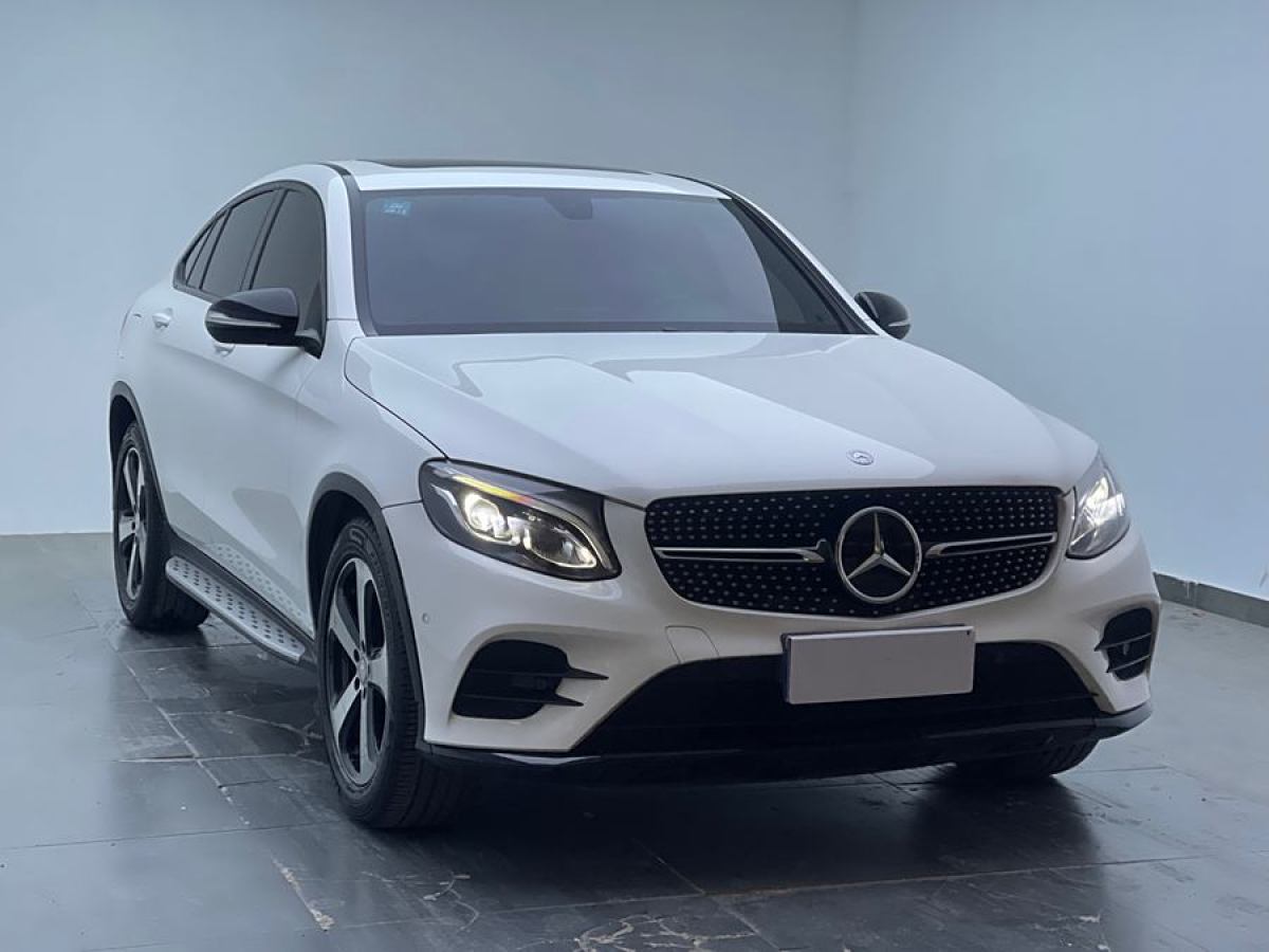 奔馳 奔馳GLC  2022款 改款 GLC 300 4MATIC 轎跑SUV圖片