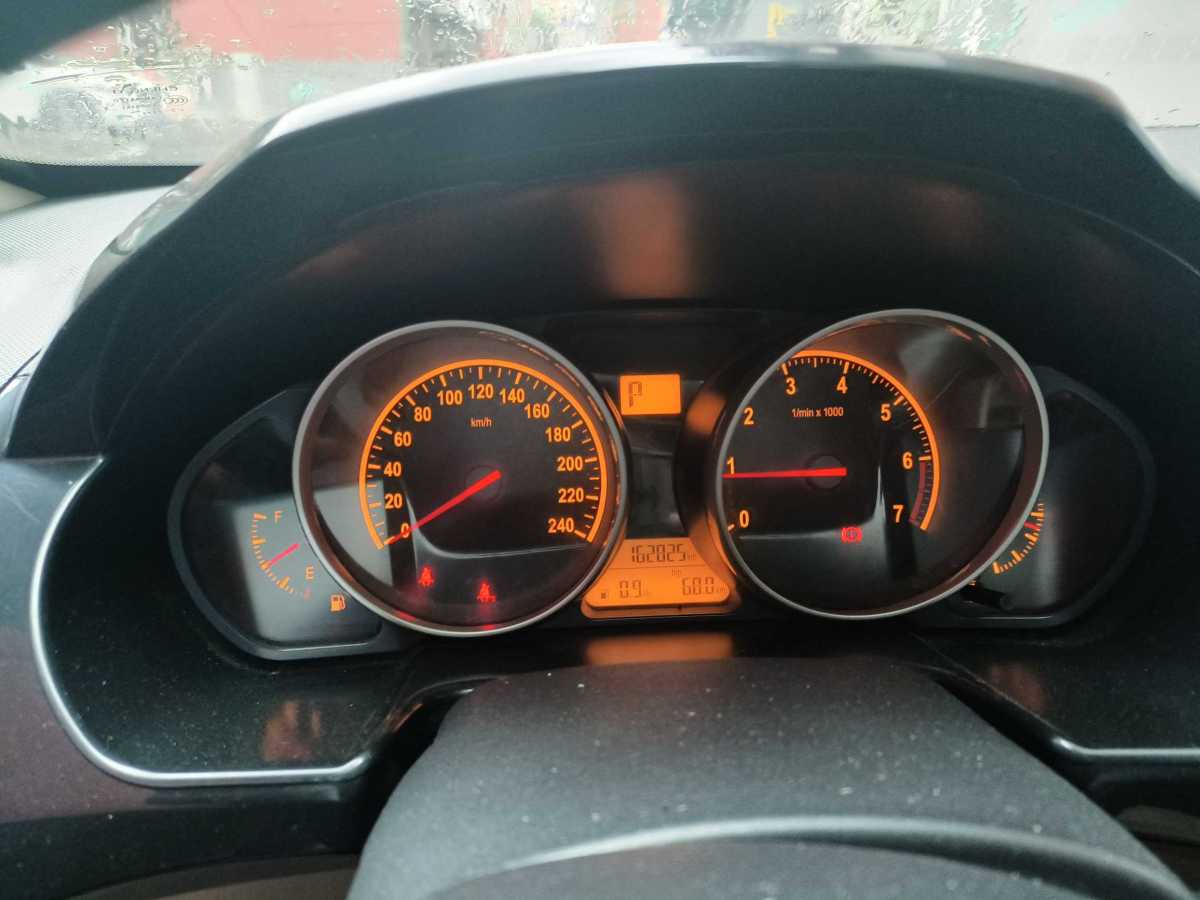 中華 H330  2013款 1.5L 自動豪華型圖片