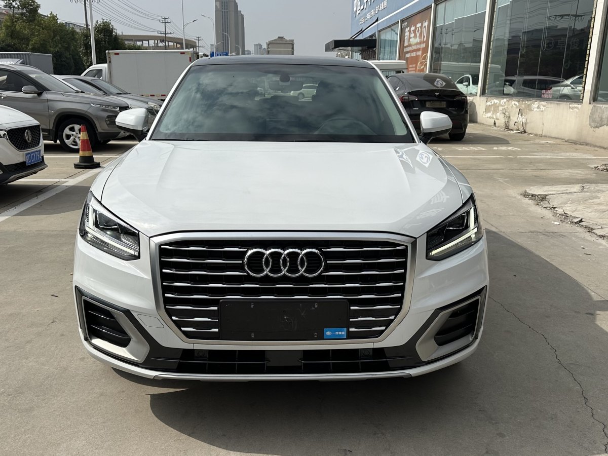 2020年8月奧迪 奧迪Q2L  2024款 35TFSI 時尚致雅型