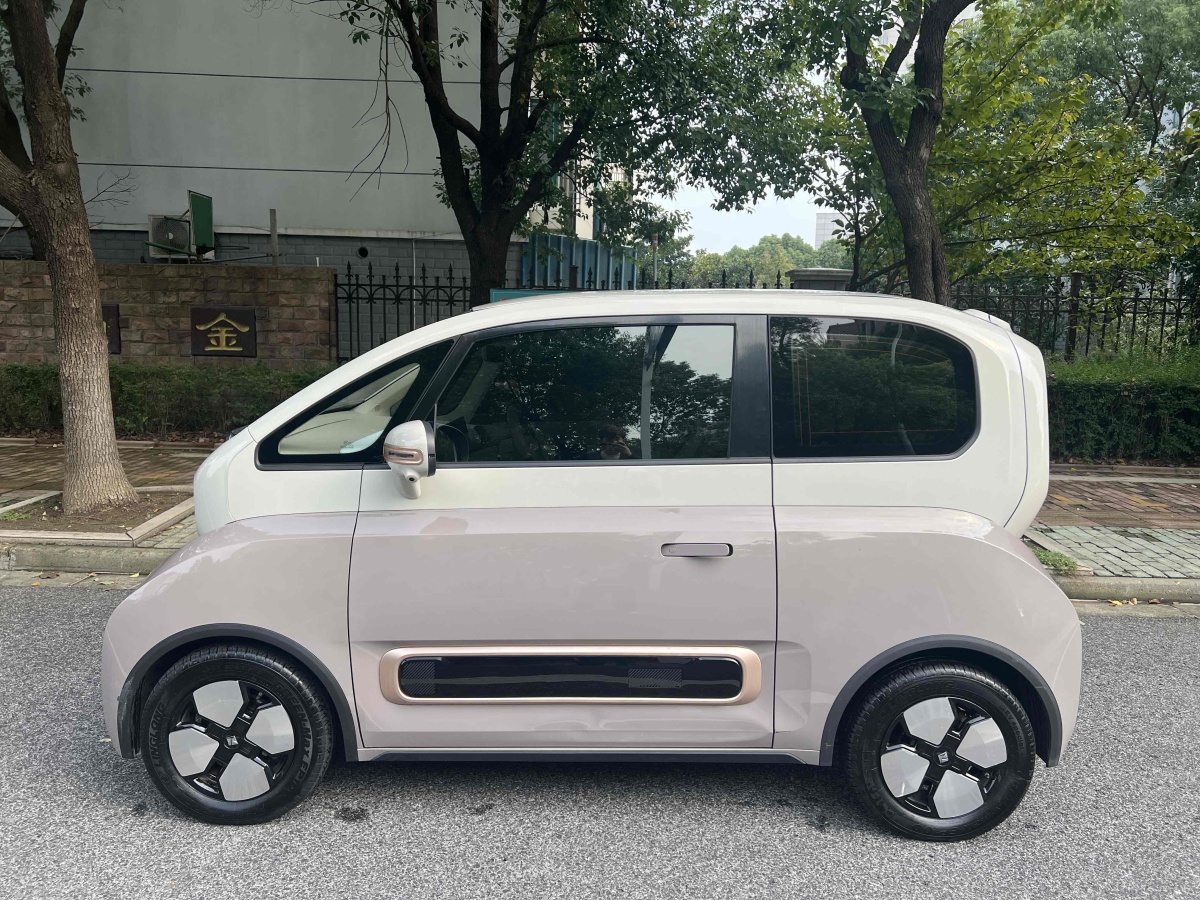 寶駿 寶駿KiWi EV  2023款 智奢版 磷酸鐵鋰圖片