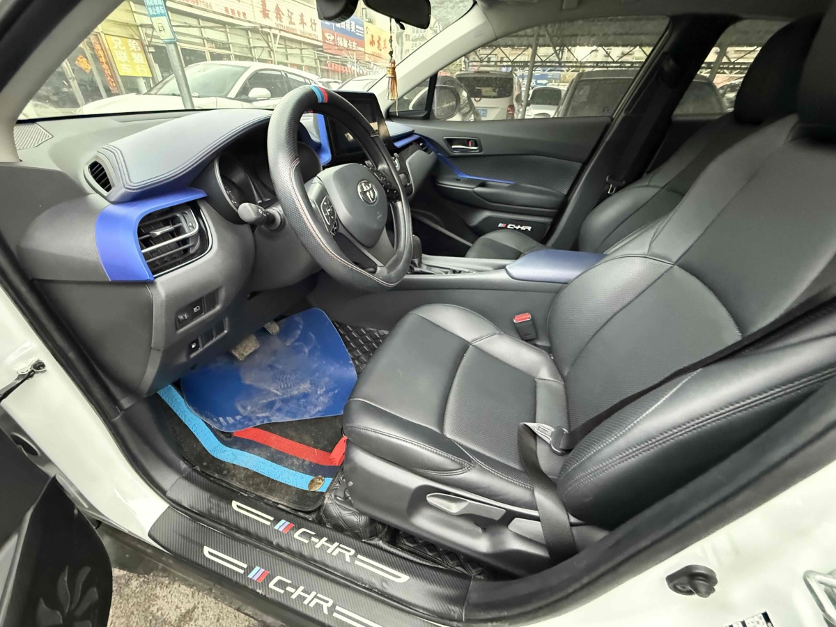 豐田 C-HR  2021款 2.0L 舒適版圖片