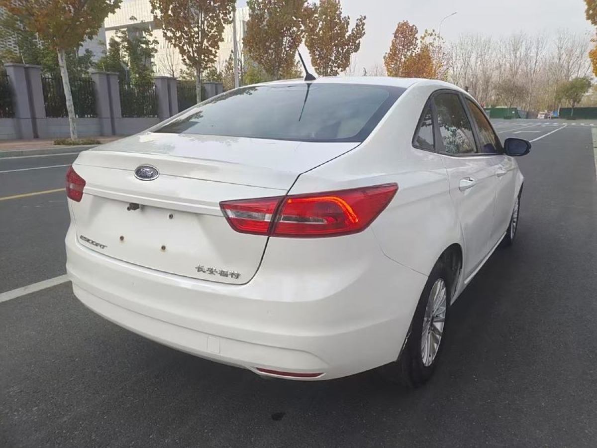 福特 蒙迪歐  2013款 1.5L GTDi180時(shí)尚型圖片