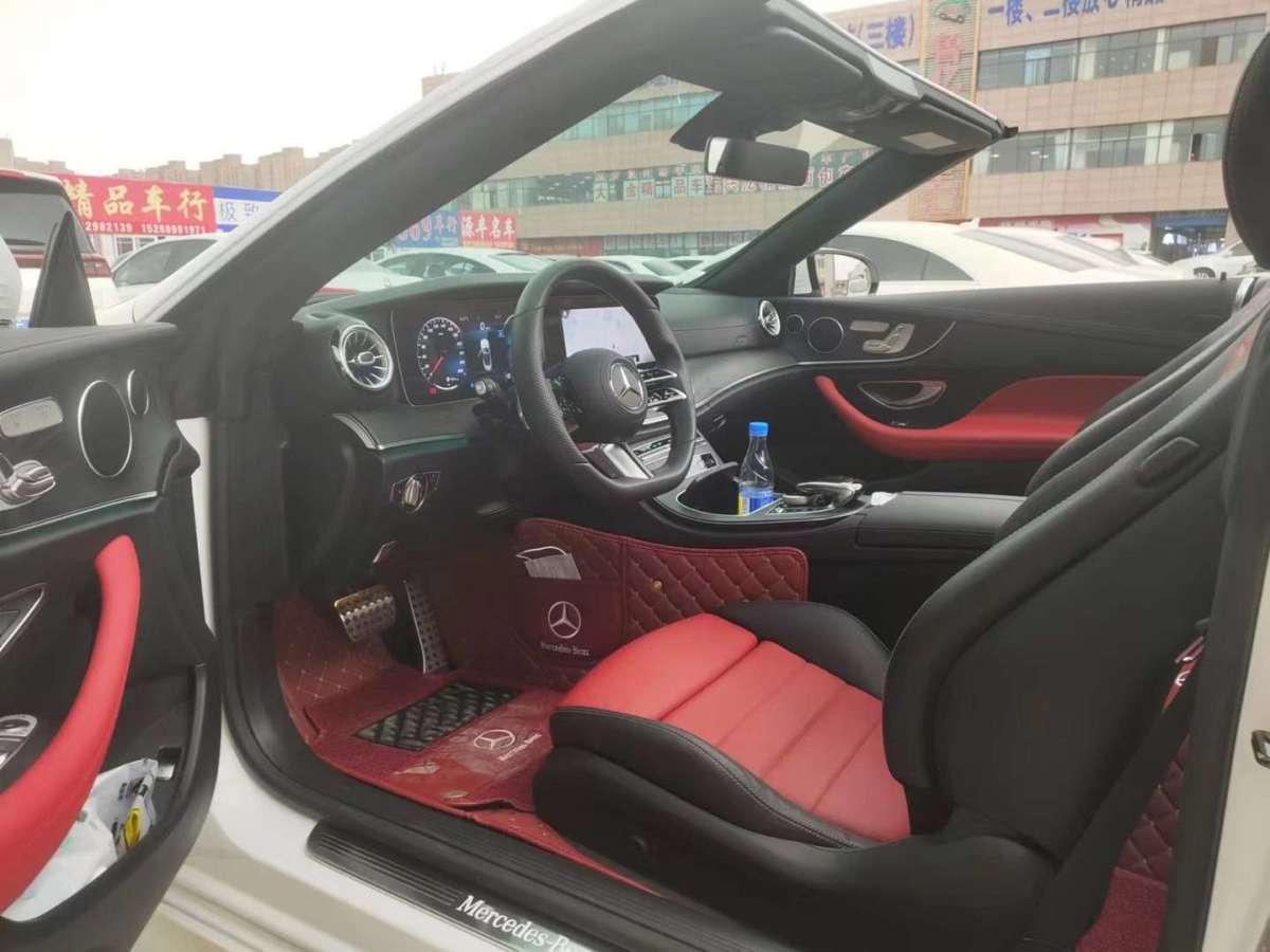 奔馳 奔馳E級  2023款 E 260 4MATIC 敞篷轎跑車圖片