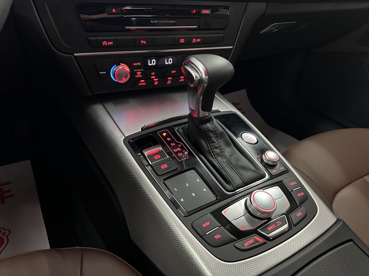 奧迪 奧迪A6L  2012款 30 FSI 舒適型圖片