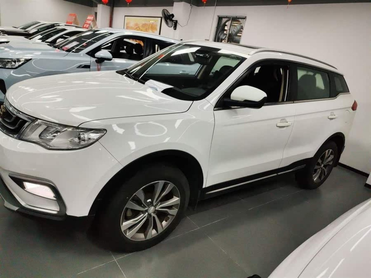 吉利 博越  2016款 2.0L 手動智聯(lián)型圖片