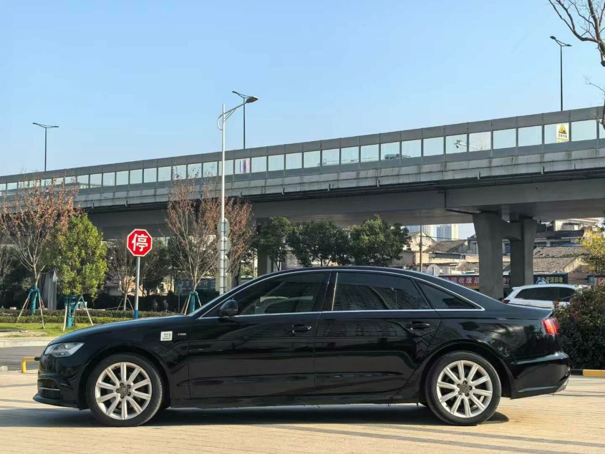 奧迪 奧迪A6L  2019款 40 TFSI 豪華動(dòng)感型圖片