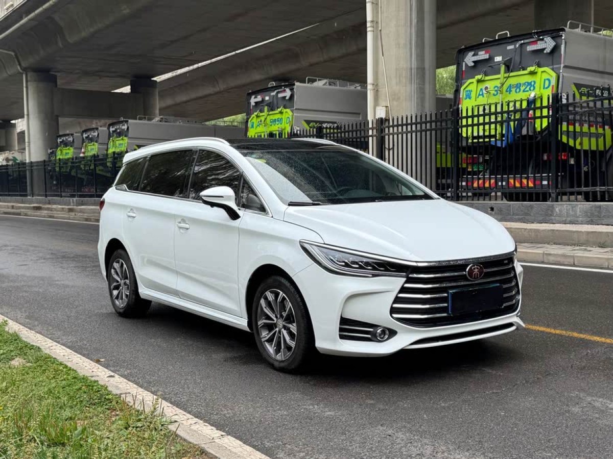 比亞迪 宋MAX  2019款 1.5T 自動(dòng)智聯(lián)睿進(jìn)型 6座 國(guó)V圖片