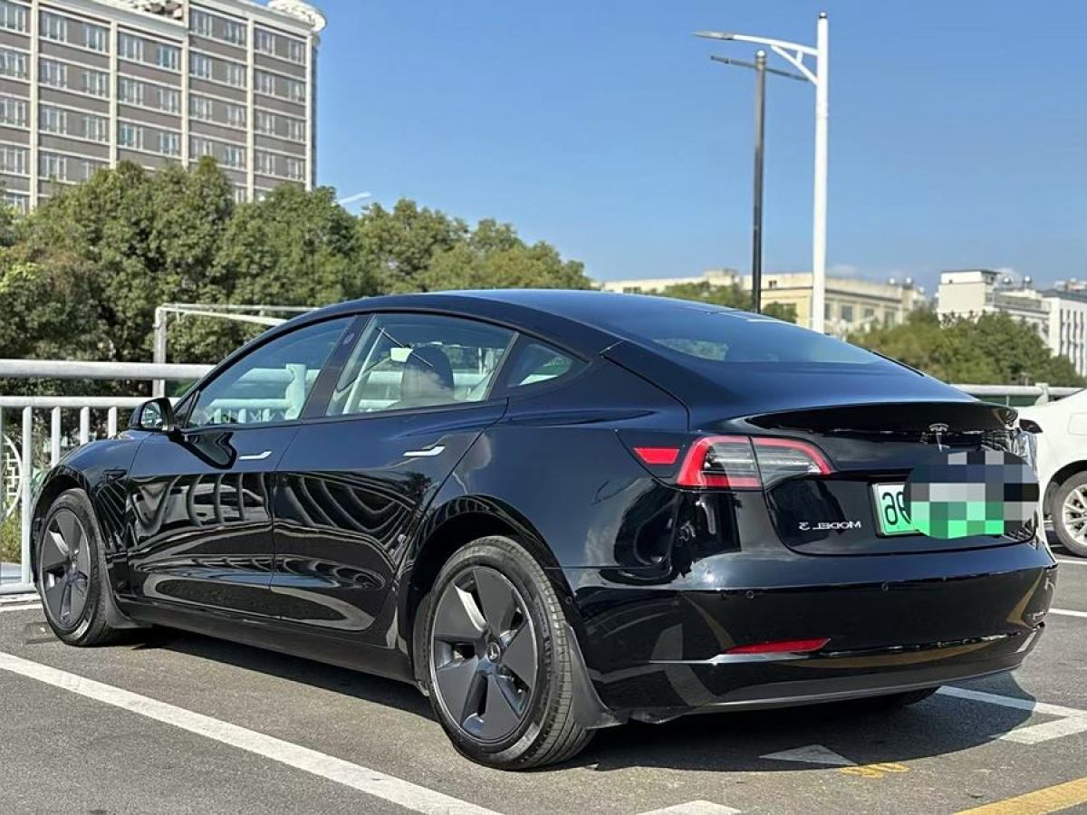 特斯拉 Model Y  2023款 后輪驅(qū)動(dòng)版圖片