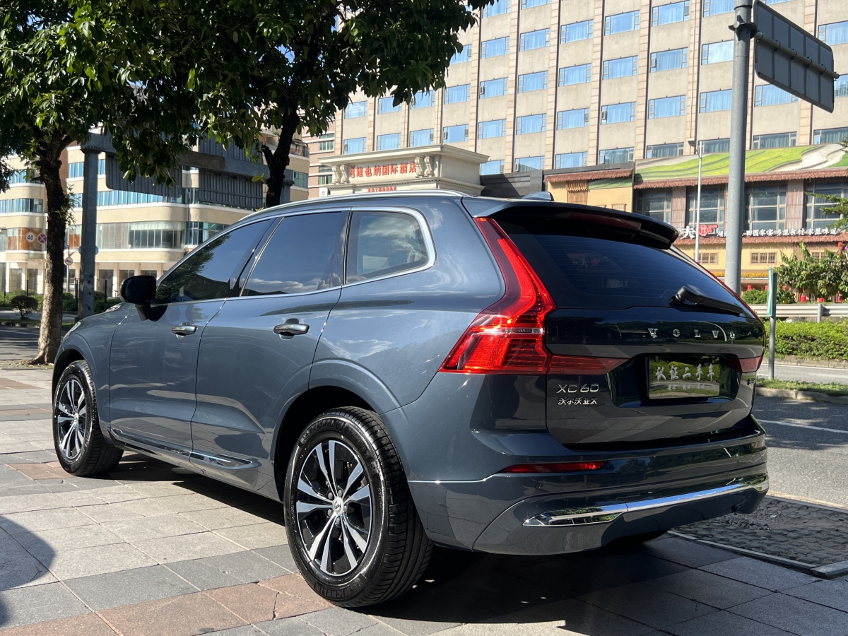 2023年1月沃爾沃 XC60  2023款 B5 四驅(qū)智逸豪華版