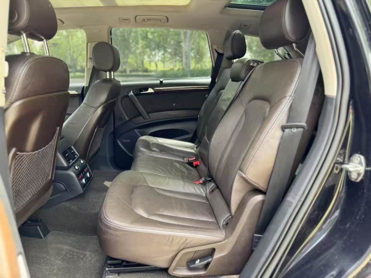 奧迪 奧迪Q7  2012款 3.0 TDI 專享型圖片