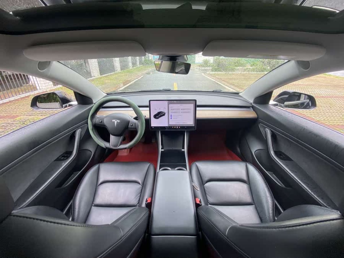 特斯拉 Model 3  2020款 改款 標(biāo)準(zhǔn)續(xù)航后驅(qū)升級(jí)版圖片