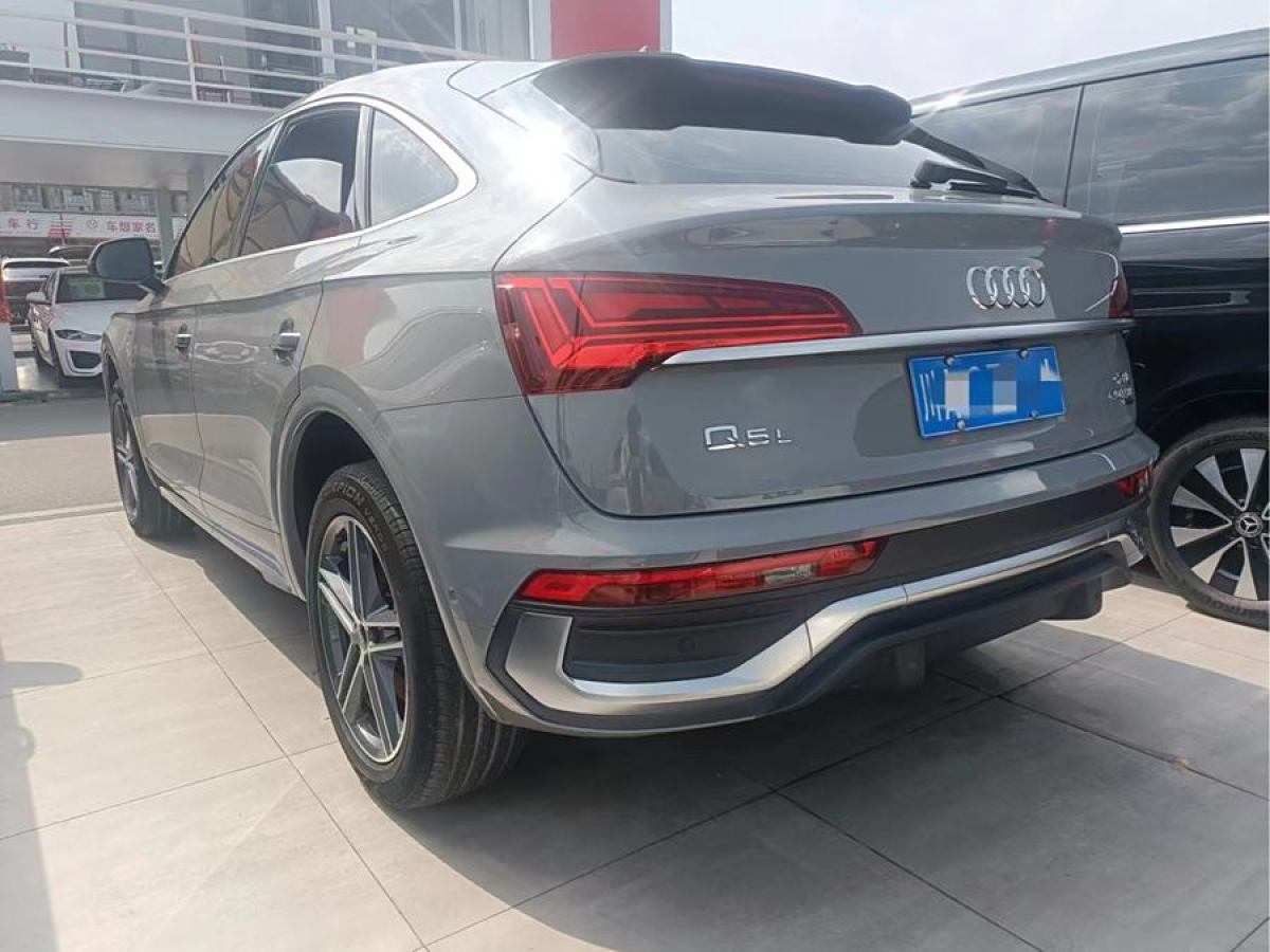 奧迪 奧迪Q5L Sportback  2022款 改款 40 TFSI 時(shí)尚型圖片