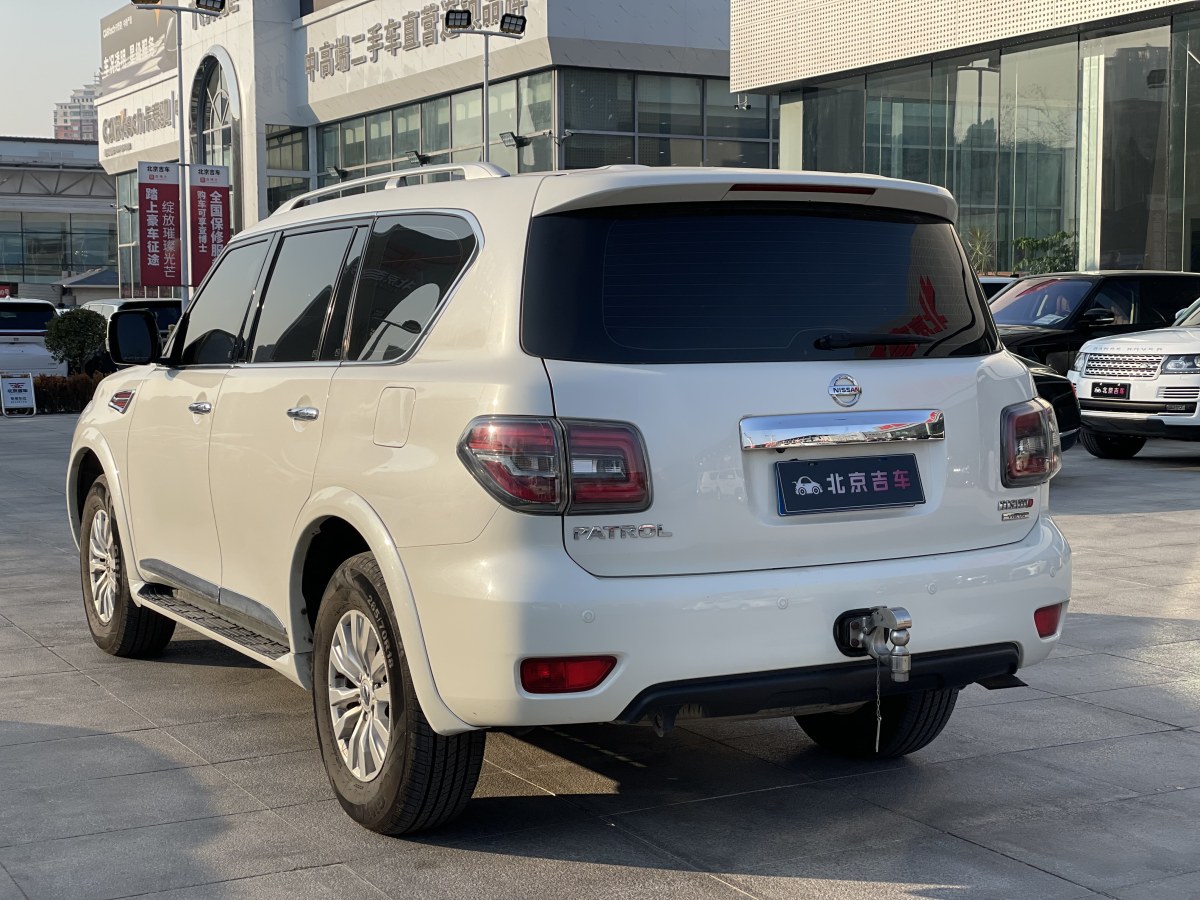 日產(chǎn) 途樂(lè)  2018款 4.0L 旗艦型圖片