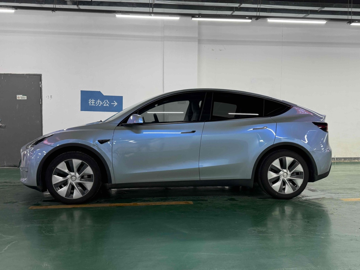 特斯拉 Model Y  2022款 后轮驱动版图片