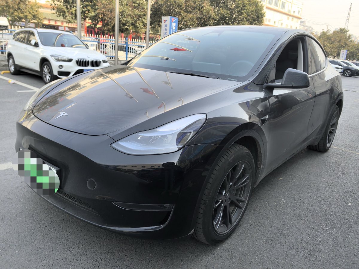 特斯拉 Model 3  2023款 長續(xù)航煥新版 雙電機(jī)全輪驅(qū)動(dòng)圖片