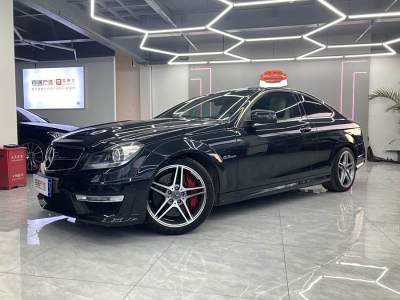 2013年12月 奔馳 奔馳C級(jí)AMG AMG C 63 Coupe 動(dòng)感型圖片