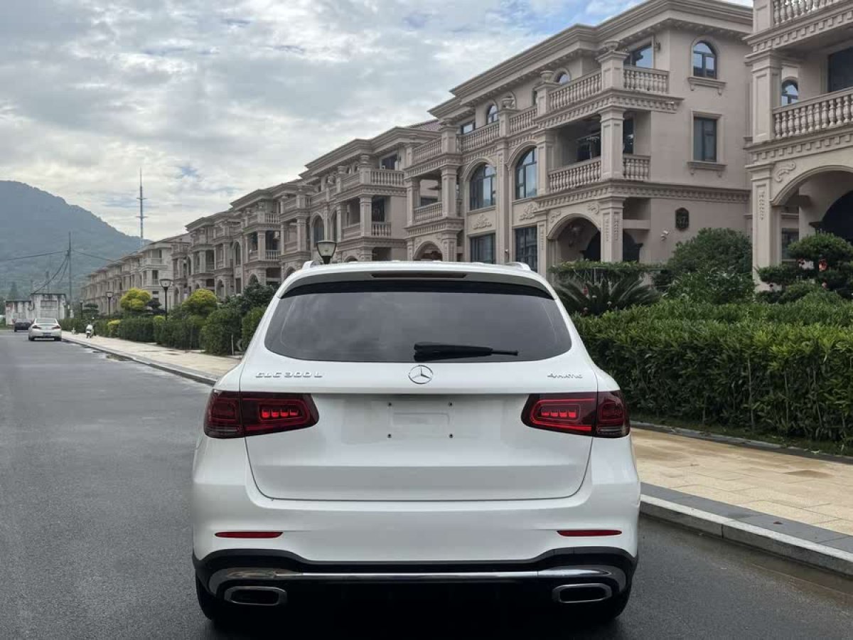 奔馳 奔馳GLC  2018款 改款 GLC 300 4MATIC 動感型圖片