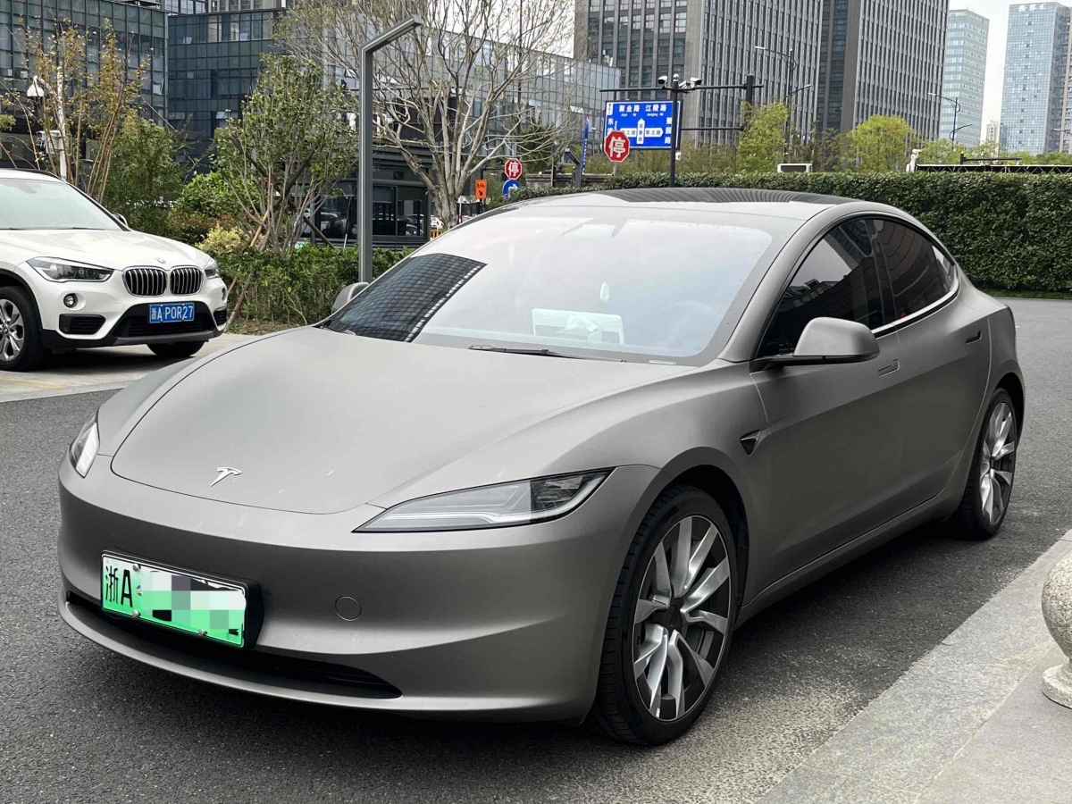 2024年3月特斯拉 Model Y  2023款 長續(xù)航煥新版 雙電機(jī)全輪驅(qū)動(dòng)