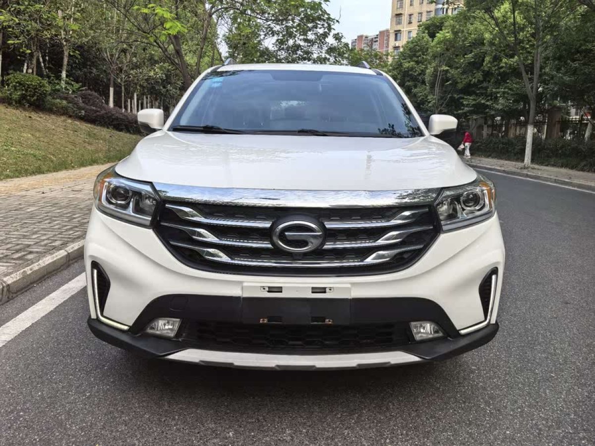 廣汽傳祺 GS4  2018款 235T DCT兩驅(qū)精英百萬紀(jì)念版圖片