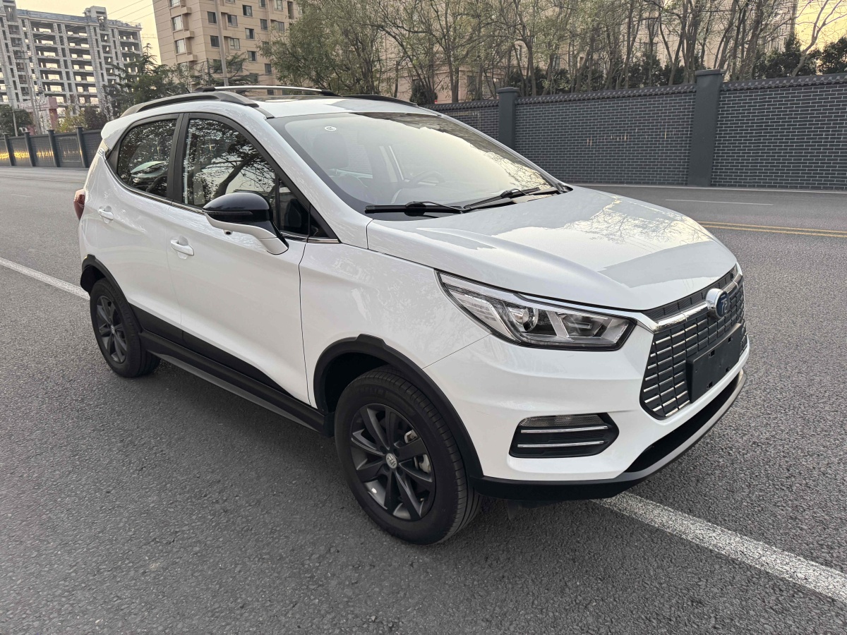 比亞迪 元新能源  2019款 EV360 智聯(lián)領尚型圖片